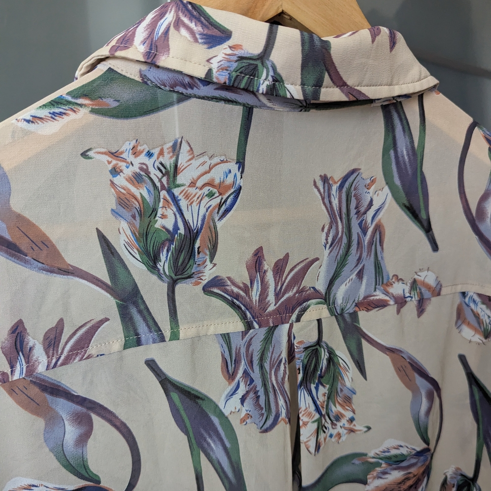 ๐ท Preloved PrettyLittle Things Plus Floral Tulip Oversized Blouse - Size 12 - Picture 4 of 16